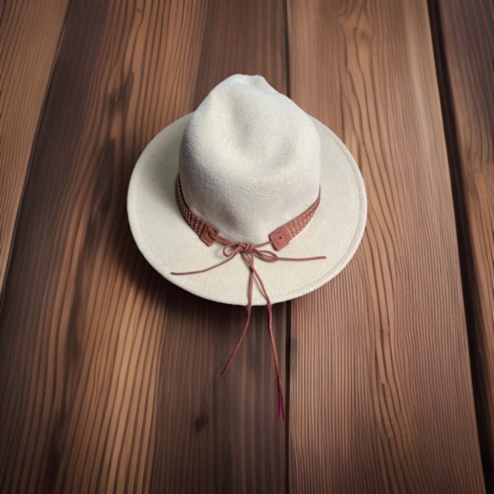 Time & True Cowboy Style  Beige‎ Women's Rancher Hat